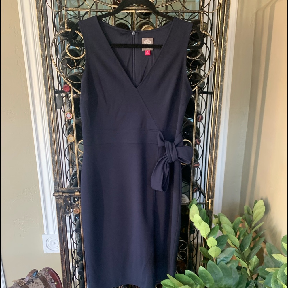 Vince Camuto V Neck Dress